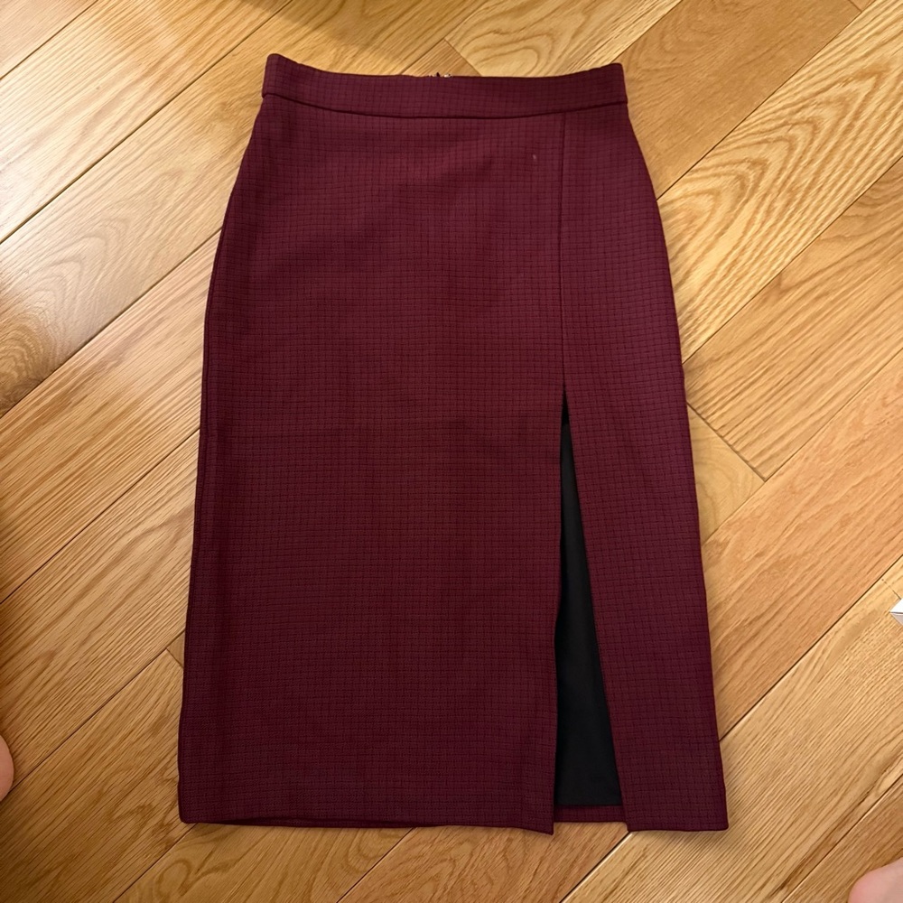 Wilfred Deep Red Pencil Skirt